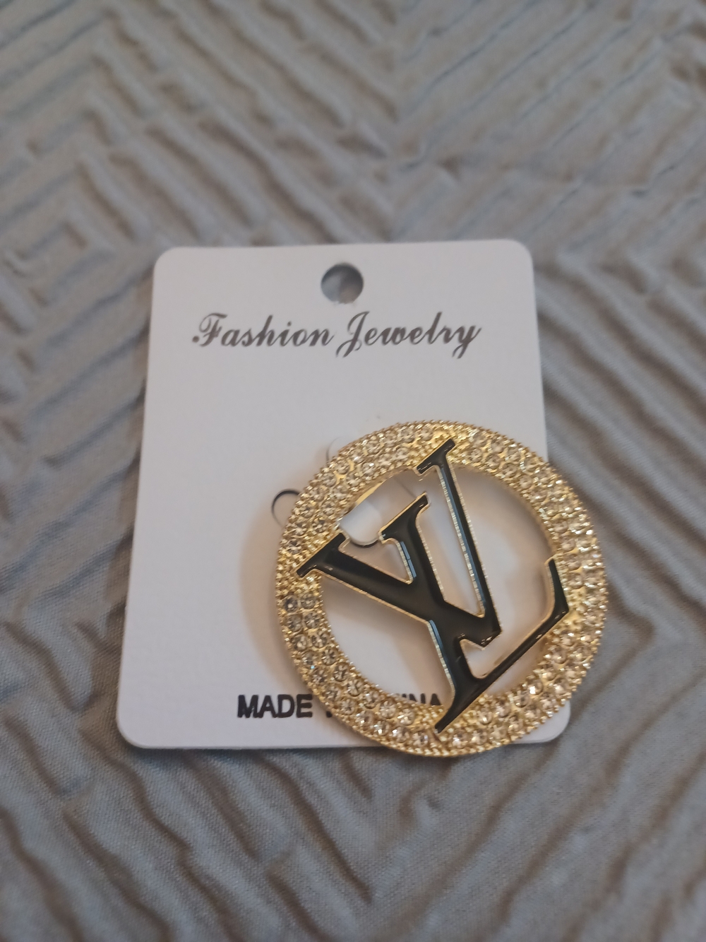 Fashion Jewelry Gold and Black Crystal Circle Monogram Brooch